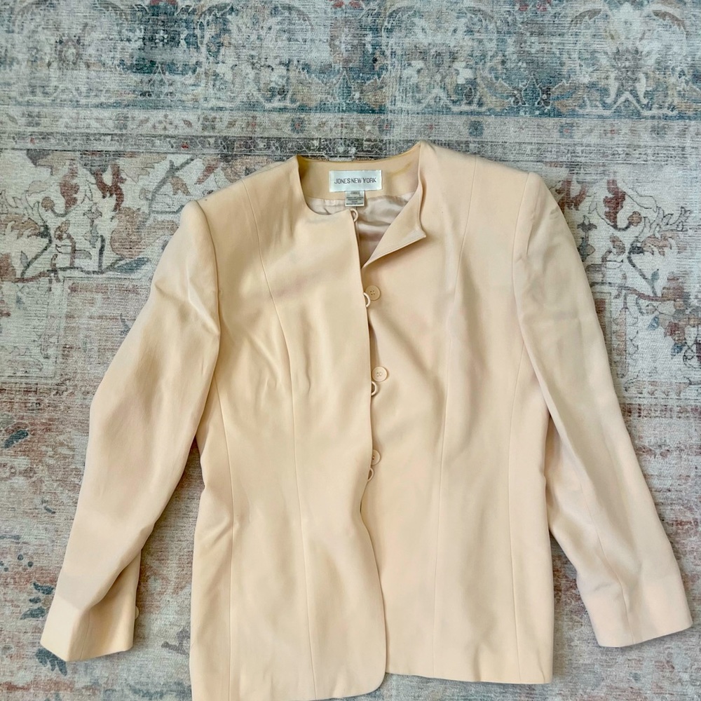 Slight salmon colored Jones of New York jacket, part of 3 piece suit.